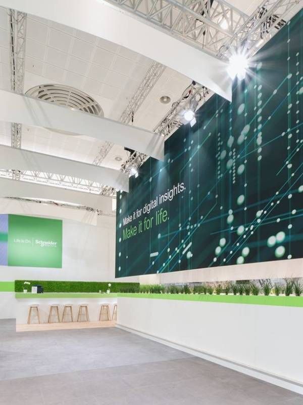 Schneider Electric Messestand